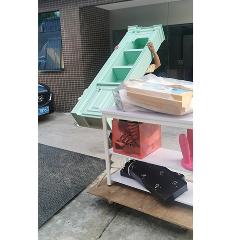家庭搬家現(xiàn)場
